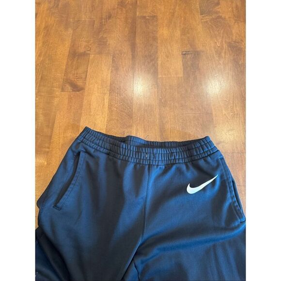 Men’s Nike joggers size large - Picture 2 of 6
